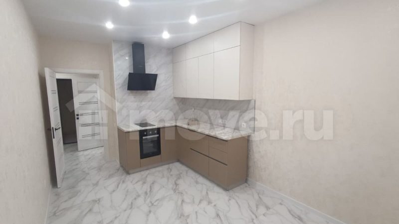 Продам 2-комнатную квартиру, 62 м², Анапа, ул. омелькова,                                                     93