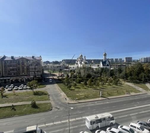 Продаю 2-комнатную квартиру, 62 м², Анапа, ул. ленина,                                                     173ак4